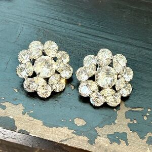 Vintage 🌸 Formal Rhinestone Cluster Earrings